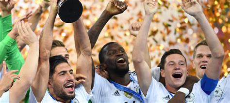 Latest on chelsea defender antonio rüdiger including news, stats, videos, highlights and more on espn. Deutschland holt den Pokal | Duda.news