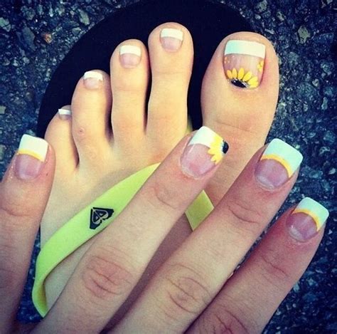 Las uñas ovaladas, las redondeadas, las cuadradas y las almendradas son más fácil de mantener. 15 Diseños cute para las uñas de los dedos de tus pies | Simple toe nails, Toe nails, Toe nail ...