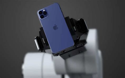 Navy Blue Rumored To Replace Midnight Green With iPhone 12