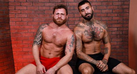 Well, weknowporn.com solves that problem for you, with so many different sites review and site. Gay Bear Porn: 10 Best Gay Bear Porn Sites For Muscle-Lovers