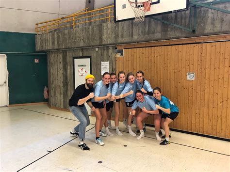 Bitte wählen sie eine filiale, um sämtlichen dazugehörigen informationen zu erhalten, wie z.b. Erfolg bei Jugend trainiert - Handball - Neues Gymnasium ...