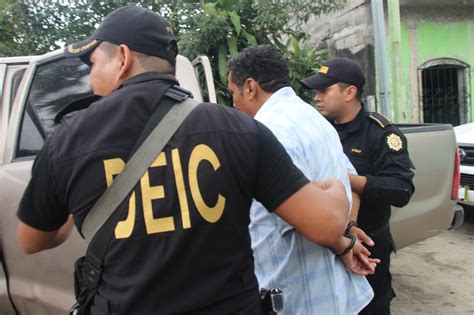 Así lucía el palacio de la policía nacional en la década de los 50's. Policía Nacional Civil de Guatemala: 25 capturados en operativos contra extorsión y sicariato