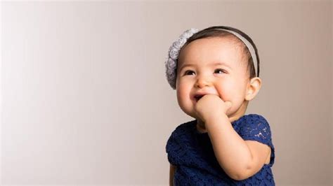 Pasalnya, arti nama sangat penting bagi kehidupan putri anda. 20 Nama Bayi Perempuan dengan Arti Penyabar dan Tenang