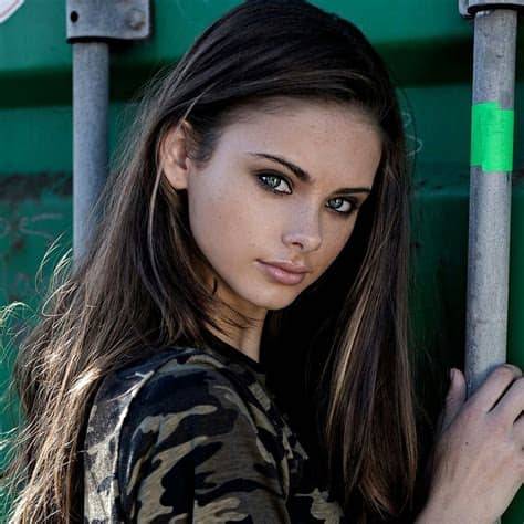 Having it braided or cut short are the first ideas that come to mind when you think of how to reduce to a minimum the troubles. #MeikaWoollard | Beautiful women faces, Beautiful eyes ...