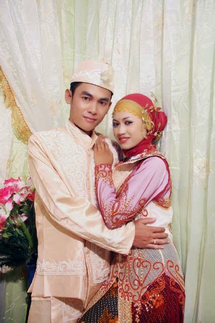 Video andai saja kaka ku tidak menggodaku ini fakta isi video viral tiktok. Andai Saja Kakak Ku Tidak Menggodaku - Semacam Catatan ...