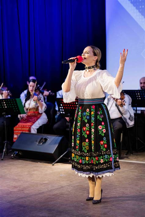 Cursuri de instruire în domeniul antreprenoriatului. Spectacol Extraordinar "Doina Oltului„ - "Ziua Femeii„ - 8 ...