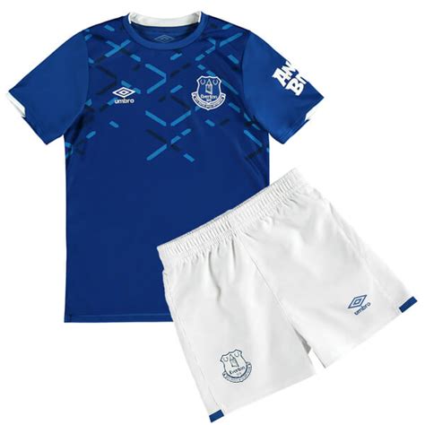 In 2000 puma were awarded the contract for supplying everton's kits. Everton Home Kids Football Kit 19/20 - SoccerLord