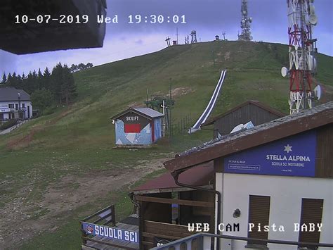 Guarda le immagini in diretta dalle webcam italiane. Webcam Mottarone (VB) - Pista baby | Meteo in Diretta