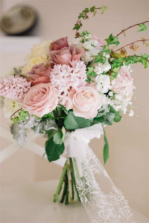 Choose a wedding bouquet that matches your personality and adds a beautiful touch to your special day. An Intimate English Garden Style Wedding - The Wedding ...