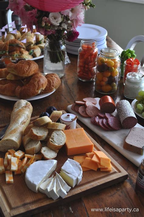 The french can through some pretty epic dinner parties. Paris Party Food -A French Themed Menu Great ideas of what ...