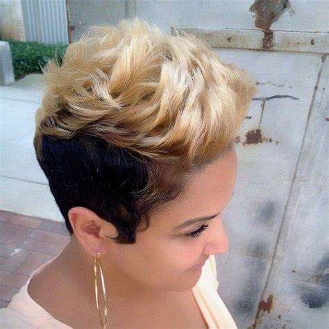 Curl centric is always so inspired by the creative frohawk and mohawk hairstyles that i see worn by black women. Short-Hairstyles-For-Black-Women-2015-Mohawk-Hairstyles ...