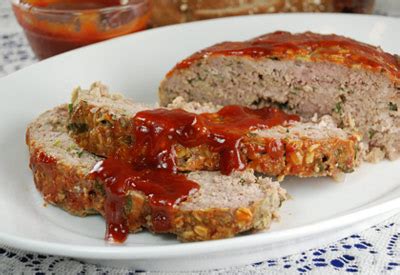 We cook the meatloaf at 400° at first for twenty minutes, then i take it out and add the ketchup for the last ten minutes for a total of thirty minutes in the oven. Wray's Marketfresh IGA - Recipe: Very Best Meatloaf with ...