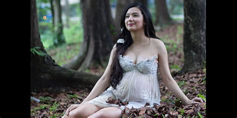 Jennica garcia is the daughter of jean garcia, and she is quite popular not only in real life, but also online. Jennica Garcia and Alwyn Uytingco welcome baby girl | PEP.ph