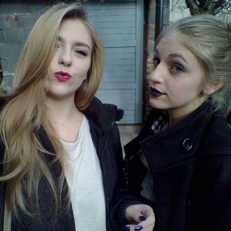 The major natural ingredients nourish and moisturize the hair leaving it healthy and vibrant. 👌😍💞😂 #blonde #hair #girls #sisters #black #pink # ...