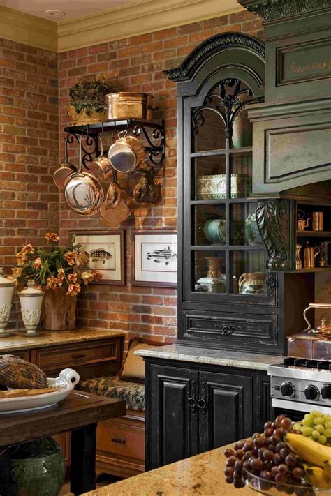 Discover a treasure trove of french country dining tables, buffets and chairs, french country headboards, dressers, armoires, benches and more. Cute Design Ideas Of French Country Kitchen Cabinets With ...