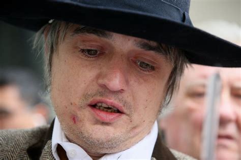 Pete doherty was born on march 12, 1979 in hexham, northumberland, england as peter doherty. Pete Doherty: "Dat meisje dat een documentaire over me ...