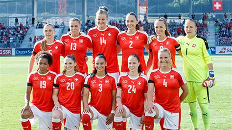 Das erste offizielle länderspiel der nationalmannschaft der frauen wurde 1972 in basel gegen frankreich ausgetragen und endete 2:2. Schweizerischer Fussballverband - Frauen A-Nationalteam ...