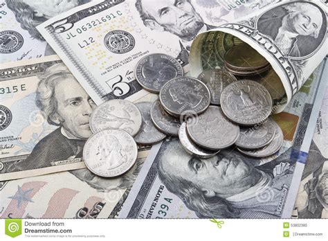 As negociações entre bitcoin (btc) e o dólar dos estados unidos se tornaram um dos pares mais emocionantes e lucrativos do mercado hoje. Cédulas E Moedas Do Dólar Americano Foto de Stock - Imagem ...