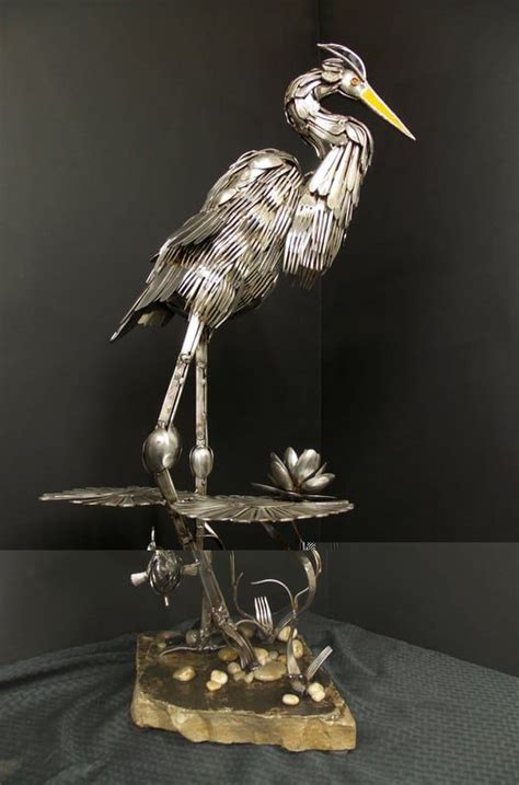 Gary hovey creates incredible animal sculptures using up to 200 forks. These Animal Sculptures Made Entirely Out Of Cutlery Will ...