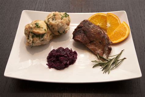 German Christmas Eve Dinner : Dinner parties are a very ...