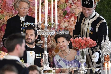 Princess alice of battenberg (victoria alice elizabeth julia marie; Prince Carl Philip with mother Queen Silvia | Princesse ...