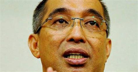 Datuk seri salleh said keruak has resigned as the sabah state assembly speaker and is flying off to kuala. Salleh Keruak votes at SRJK Chung Hwa, Kota Belud