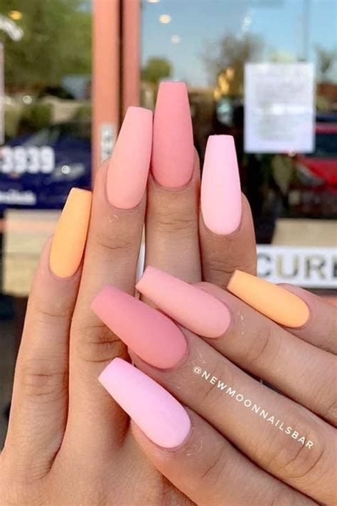 View more than fotos unf bilder galerie on nageltrendsdotinfo share them with your friends on facebook twitter or upload your own. Pastell lange Nägel nailart lange Nägel dekorierte Nägel ...