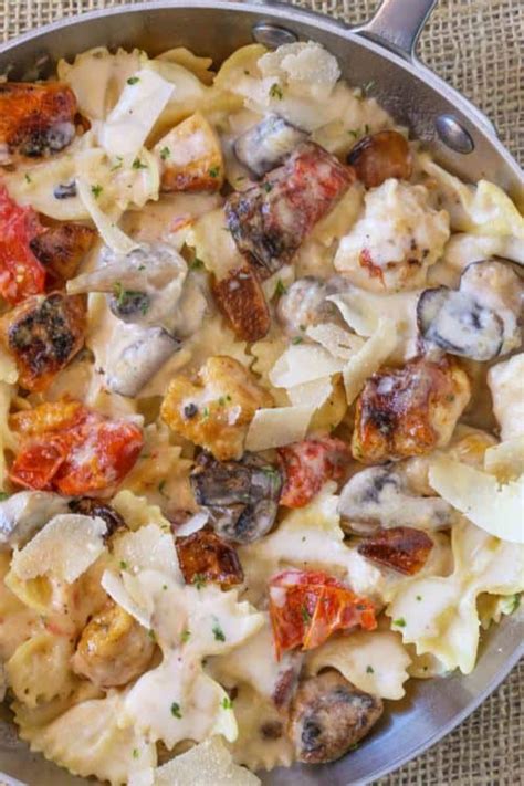 A plate of pasta may not seem like s… farfalle with chicken & roasted garlic kopycat tecipe / chicken and farfalle with roasted garlic. The Cheesecake Factory Farfalle with Chicken and Roasted ...