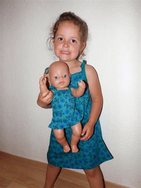 Das schnittmuster kannst du dir. FiLenKas HerzWerke: Tutorial: Partnerlook für die Puppenmama (Gr. 110/116) und die große Baby Born