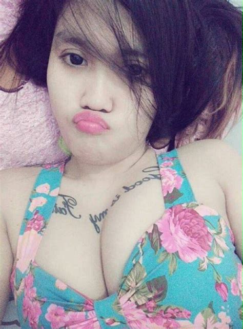 Lecehin cewek cewek amoy sampe puas, cewek cewek toge digrepe ditengah jalan. 5 Foto Igo Cantik Sexy Putih Mulus Selfie Toket 2016 ...