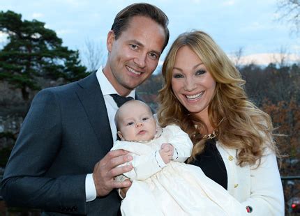 I can't help myself it's my body always going fast when. Charlotte Perrelli har döpt sin son | Svensk Dam