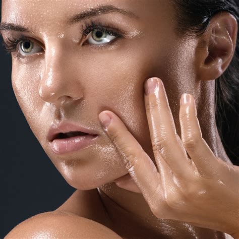 Jan 06, 2020 · oily skin can be frustrating, but it can be managed. 5 Common Causes for Oily Skin | DERMAdoctor Blog