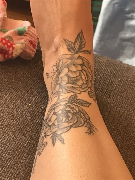 It creates an infinity model if you ink it on your skin. Pin by Summer Gebo on Tattoo | Tattoos for women, Floral ...