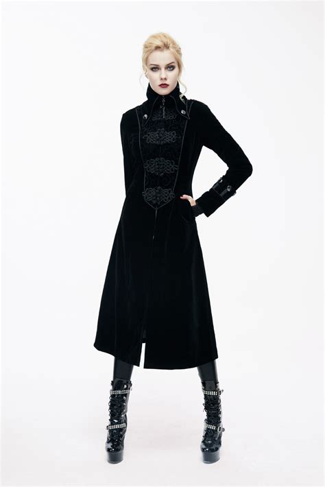 Check spelling or type a new query. Manteau femme long en velours noir avec galons et col ...
