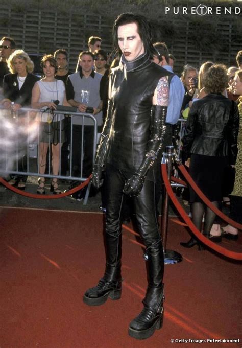 Marilyn manson was born brian hugh warner on january 5, 1969 in canton, ohio, to barbara jo (wyer) and hugh angus warner. Marilyn Manson - MTV Movie Awards 1999 | Marilyn manson ...