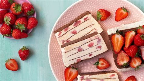Basic fruit terrine recipes consist of fruits set in a solution of gelatin and water or flavoured drinks (fruit juices, champagne, etc), as written in this. Strawberry & Chocolate Ice-Cream Terrine | The Six O'Clock ...