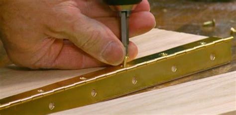 Apr 08, 2021 · some stereos have screws that require a phillips screwdriver to remove. How to Install Brass Screws Without Breaking | Brass ...