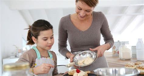 Están follando en la cocina!! follando con tetonas españolas