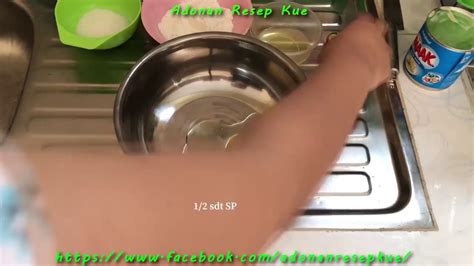 Berikut cara membuat bolu pisang kukus tanpa mixer di rumah seperti liputan6.com rangkum dari berbagai sumber sabtu (27/10/2018). Resep kue bolu kukus sederhana tanpa mixer di jamin anti ...
