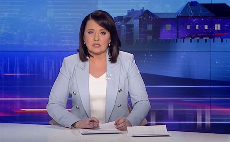 Danuta holecka nie zamierza wracać do tvp? Zarobki Danuty Holeckiej. Prowadząca "Wiadomości" TVP ...