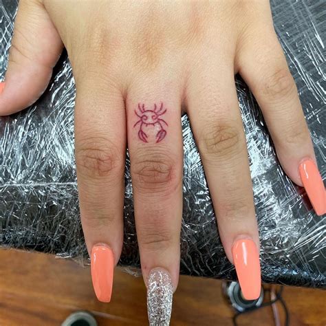 Since these people are born artistic, they can explore different tattoo designs and devise a zodiac tattoo to their accord. 240+ Cancer Tattoo Designs (2020) Zodiac, Horoscope ...