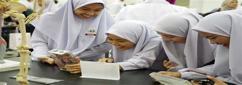 Pusat asasi sains dan perubatan. Pusat Asasi Sains Pertanian UPM menawarkan satu program ...
