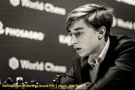 He achieved his final norm for the grandmaster title at the age of 14 years. Daniil Dubov szekundáns - nyilatkozik Magnus Carlsen ...