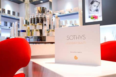 Petaling jaya ( malezya telaffuzu: SOTHYS Tropicana Avenue in Petaling Jaya, Malaysia