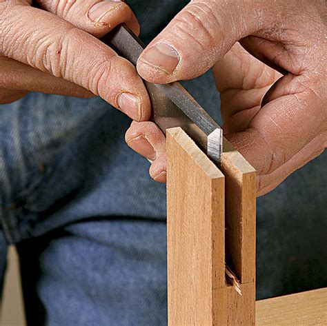 Cutting the bridle joint - FineWoodworking