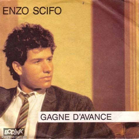 Scifo dann bewegte as monaco im jahr 1993, wo er ein ähnliches maß an erfolg ertragen und gewann die französisch. Hit Marades #3 : Enzo Scifo - Après La Pub