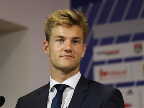 Joachim andersen tiene 2 asistencias después de 28 partidos en la temporada 2020/2021. OL : une seconde chance accordée à Joachim Andersen la saison prochaine