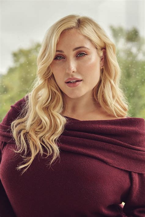 The 1990s is often remembered as a decade of peace, prosperity and the rise of the internet (world wide web). Hayley Hasselhoff - lemanagement