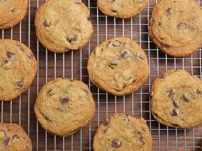 Soft and spicy with rich cream centers. Chewy Chocolate Chip Cookies Recipe Trisha Yearwood Food Network