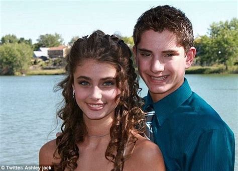 Andrea singer, yıllarca kariyerine odaklanan bir komedyendir. Taylor Hill gives up dairy for a MONTH before the Victoria ...
